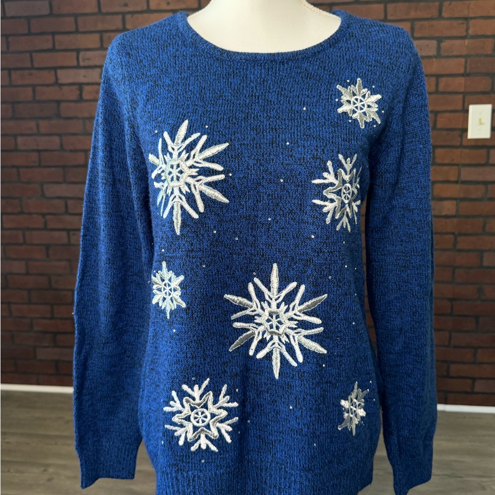 Croft & Barrow Blue Snowflake Embroidered‎ Knit Sweater Women’s M Winter